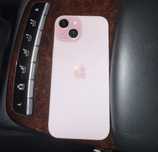 Продавам Iphone 15