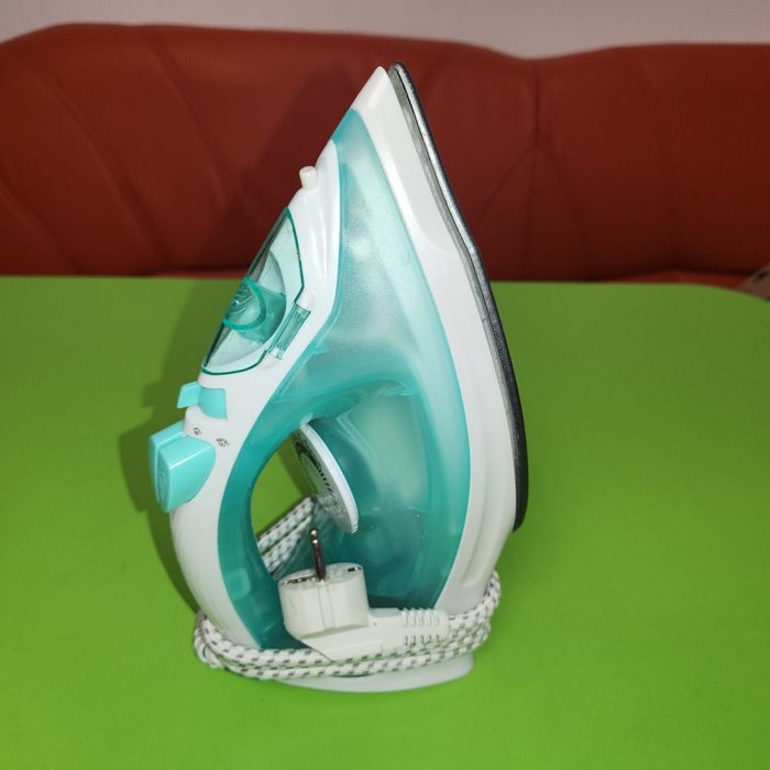 Fier de calcat, Esperanza, Ceramic, 2200 W, Albastru/Alb