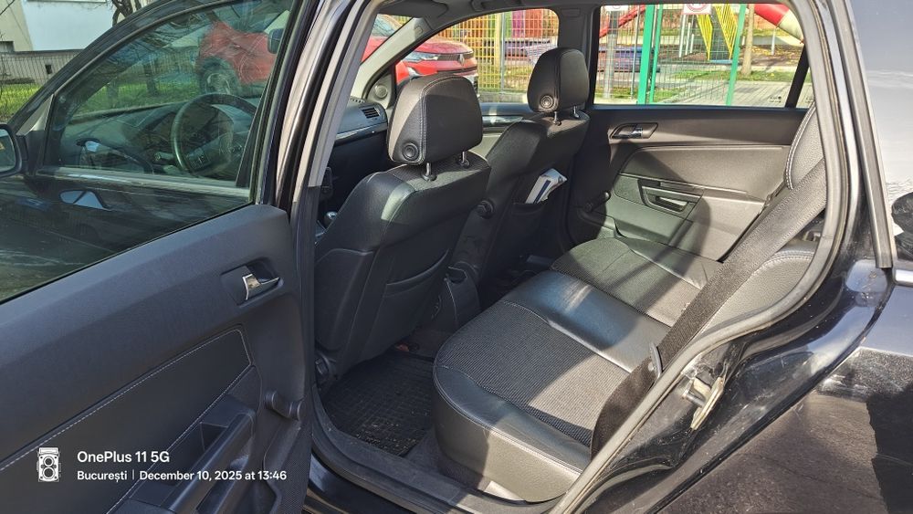 Vand Opel Astra H, an 2005.