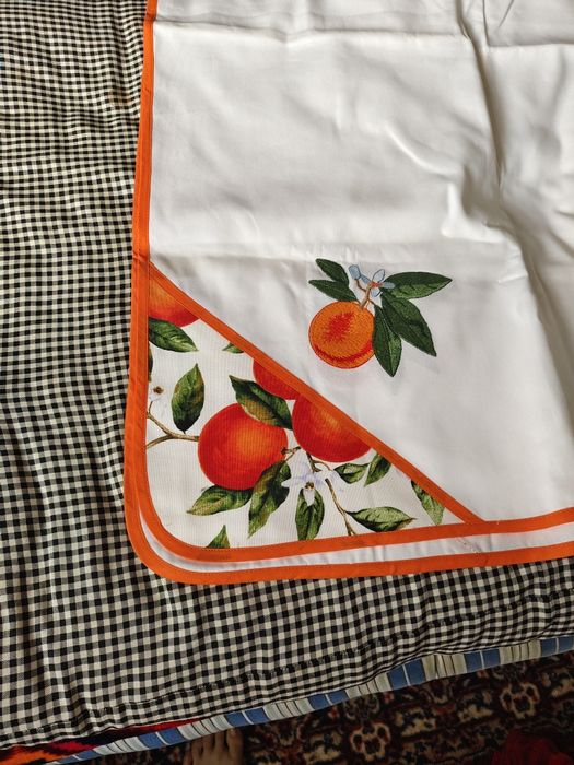 Продается скатерть