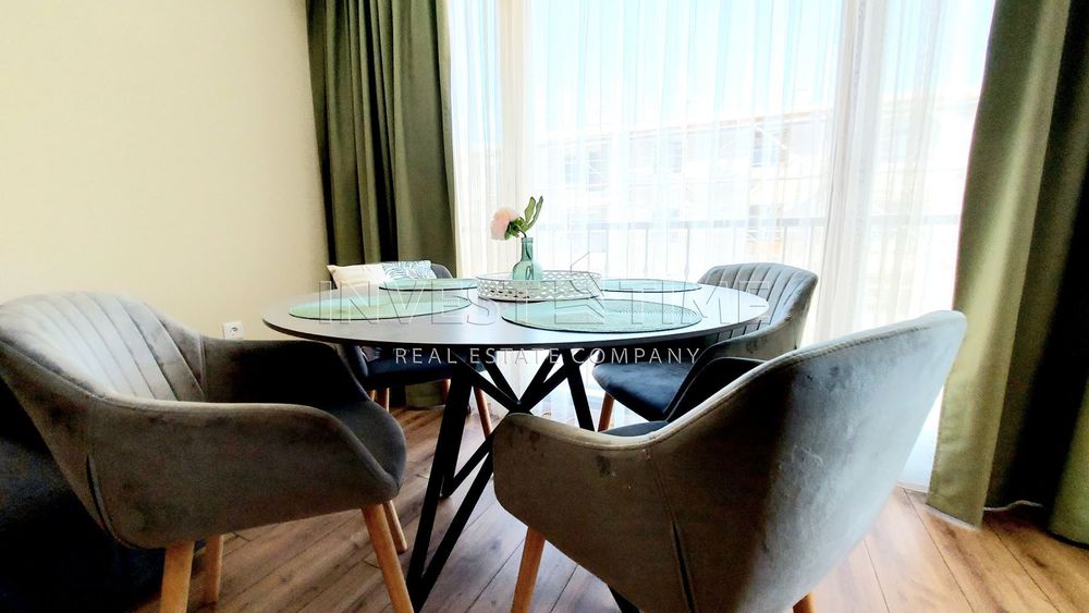 Дава се под наем Двустаен апартамент в к.к. Св.Св. Константин и Елена - 65 кв.м за 510 € - Снимка #4