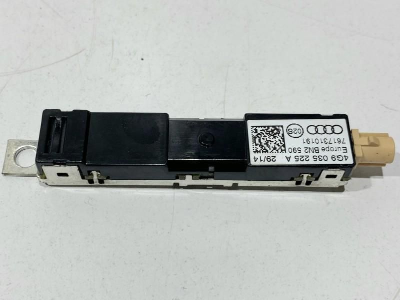 Amplificator antena Audi A6 (2010-2018) [4G2, C7] 4G9035225A