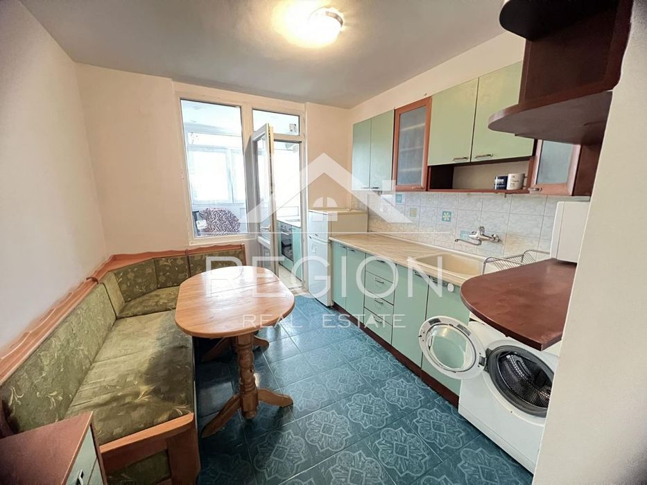 Дава се под наем Двустаен апартамент в Варна, Цветен квартал - 55 кв.м за 382.5 € - Снимка #1