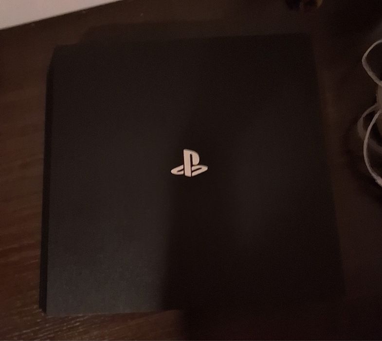 PlayStation 4 ps4 pro 1 Terabyte 1TB modabl