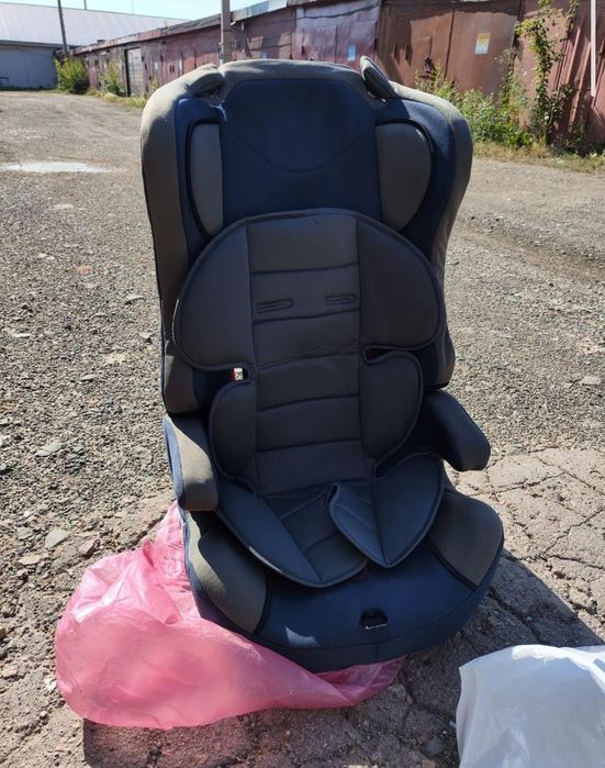 Продам детское автокресло.