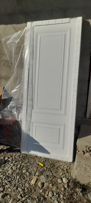 Межкомнатные 2 есік размер 80 90  түсі ақ.