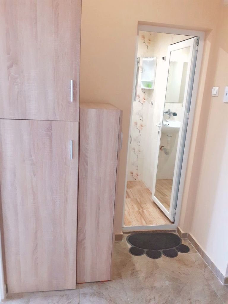 Дава се под наем Двустаен апартамент в Стара Загора, Център - 45 кв.м за 300.9 € - Снимка #8