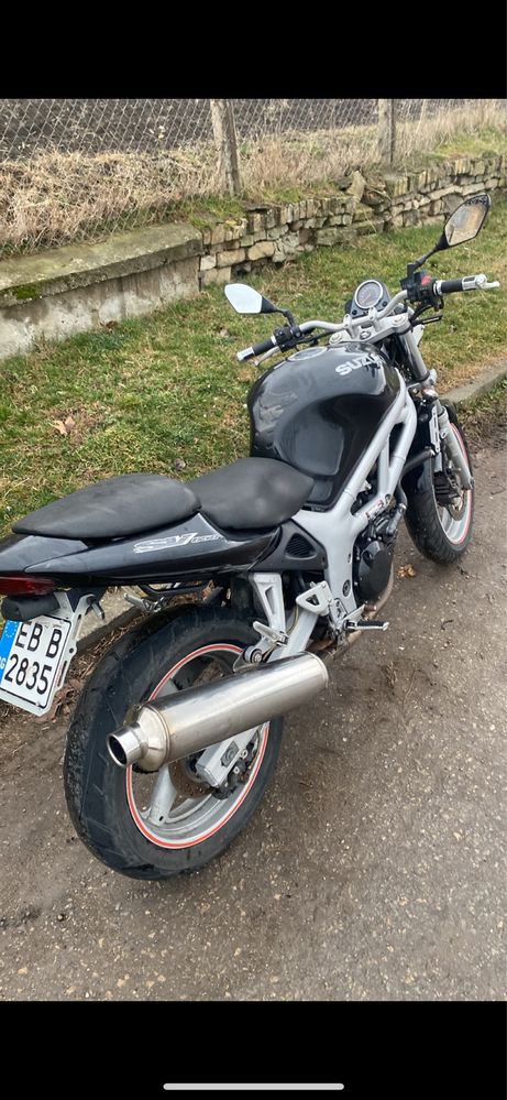 Suzuki sv650.