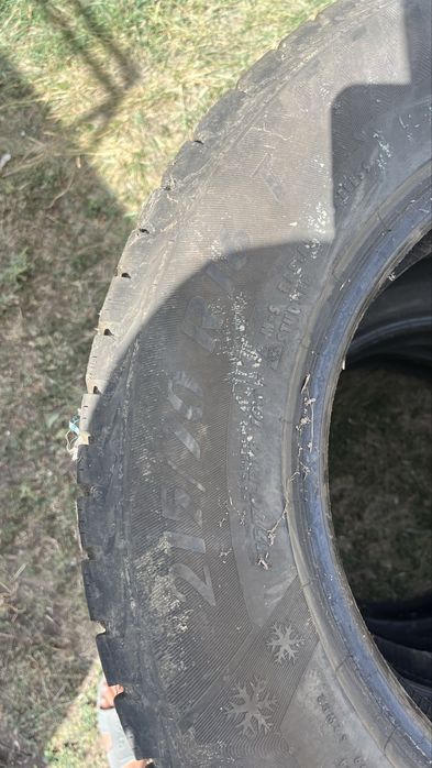 Продам шины R16 215/70