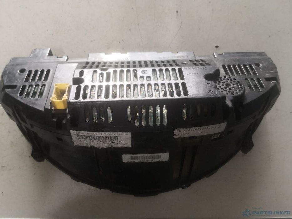 Ceasuri bord MERCEDES-BENZ C-CLASS (W204) A2045404848