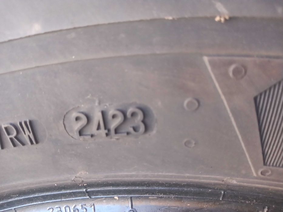 Continental ContivanContact 200 , 235/65/16 C и др.