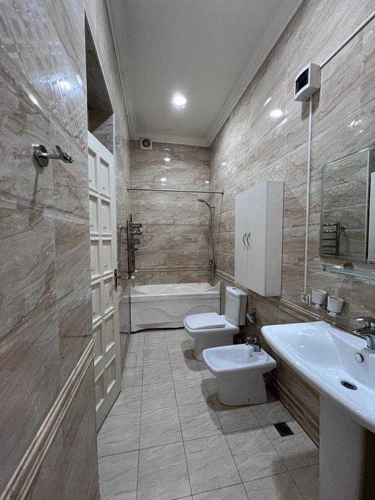 Сдаётся помещение свободного назначения | Яккасарай Ракат боши  260 м²