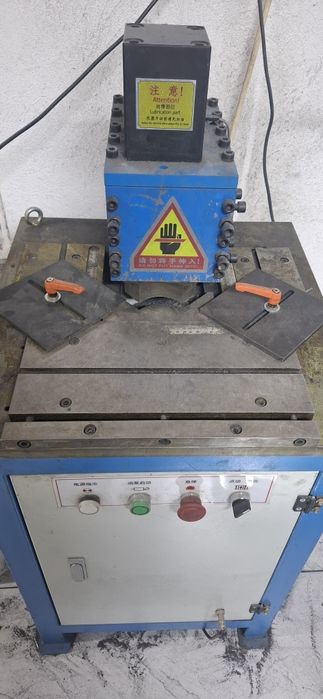 Угловысечной станок