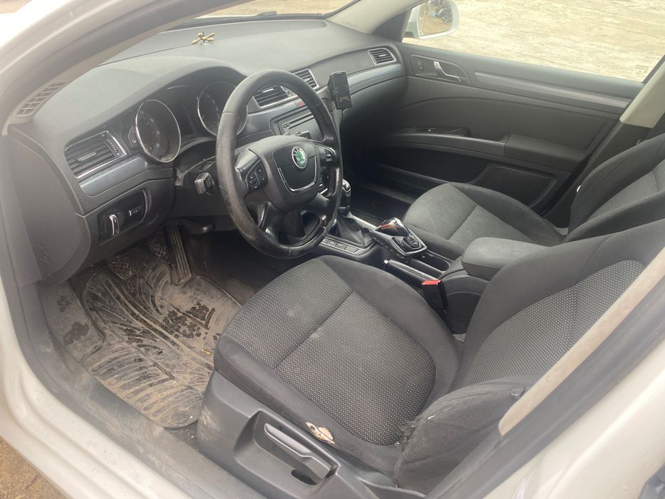 Skoda SuperB 2. 0 TDI 170 кс. , 4x4, 6ск. , двигател CFGB,Шкода СуперБ