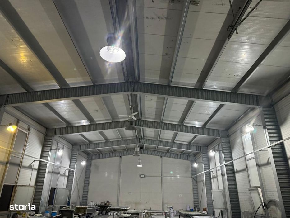 Hala 330 mp de inchiriat in incinta U.P.R.U.C. in Fagaras