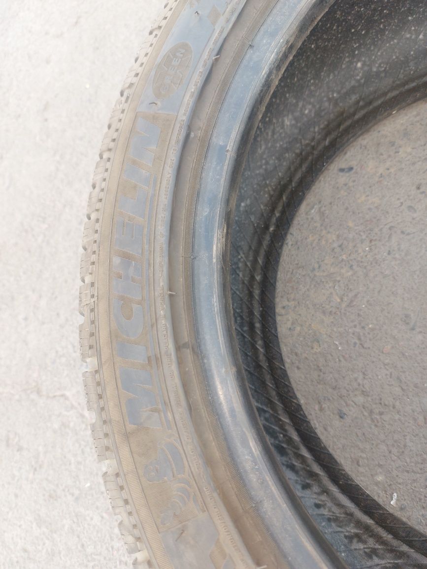 19 R 275.40 Michilen 2 шт