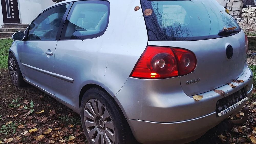 Volkswagen Golf Volkswagen Golf 5 2004 coupe