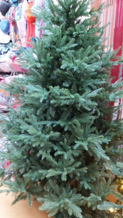 Brad de lux  din pvc