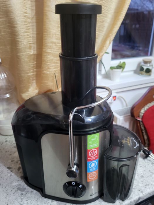 Storcător de fructe și legume