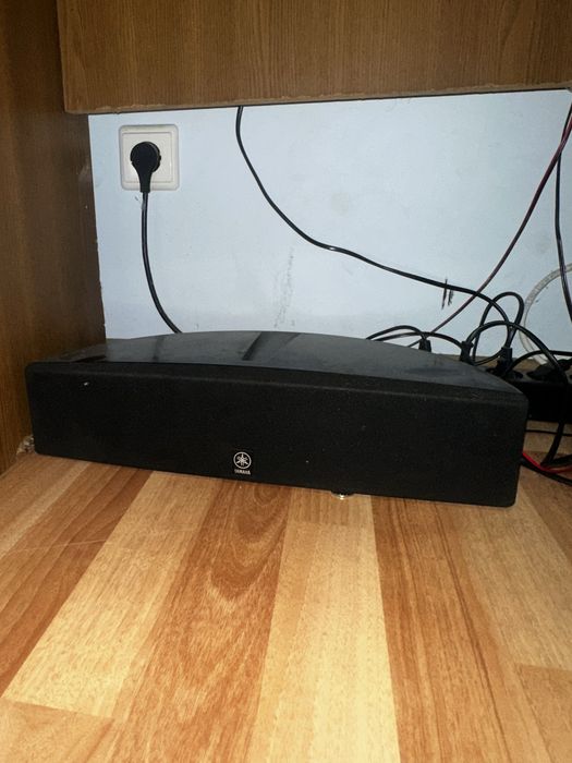 Sistem audio Yamaha RX-V492RDS + boxe originale + subwoofer SW-P30