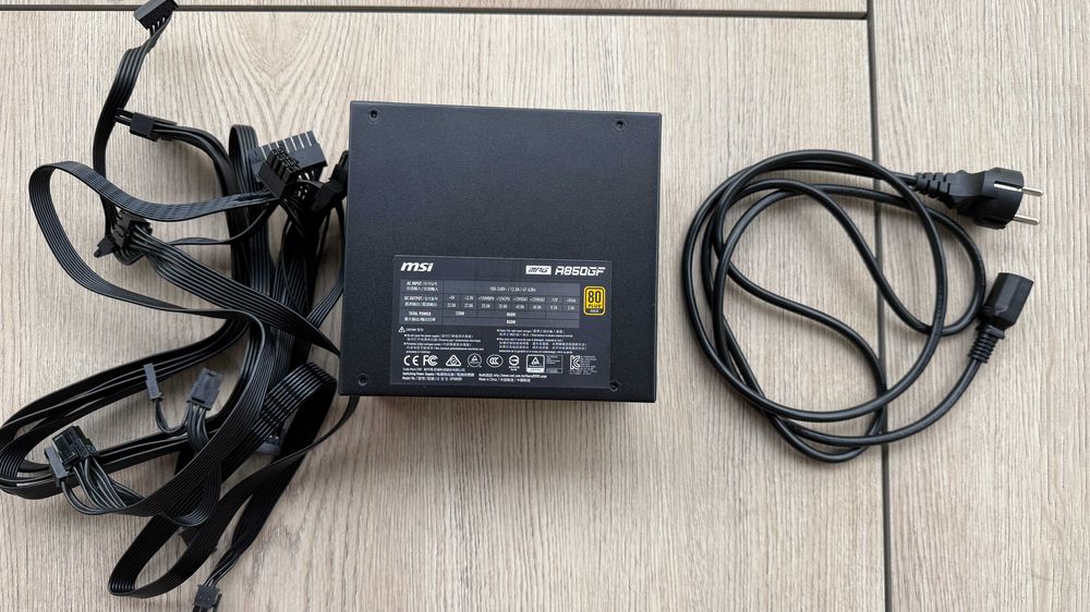 Sursă de alimentare MSI A850GF