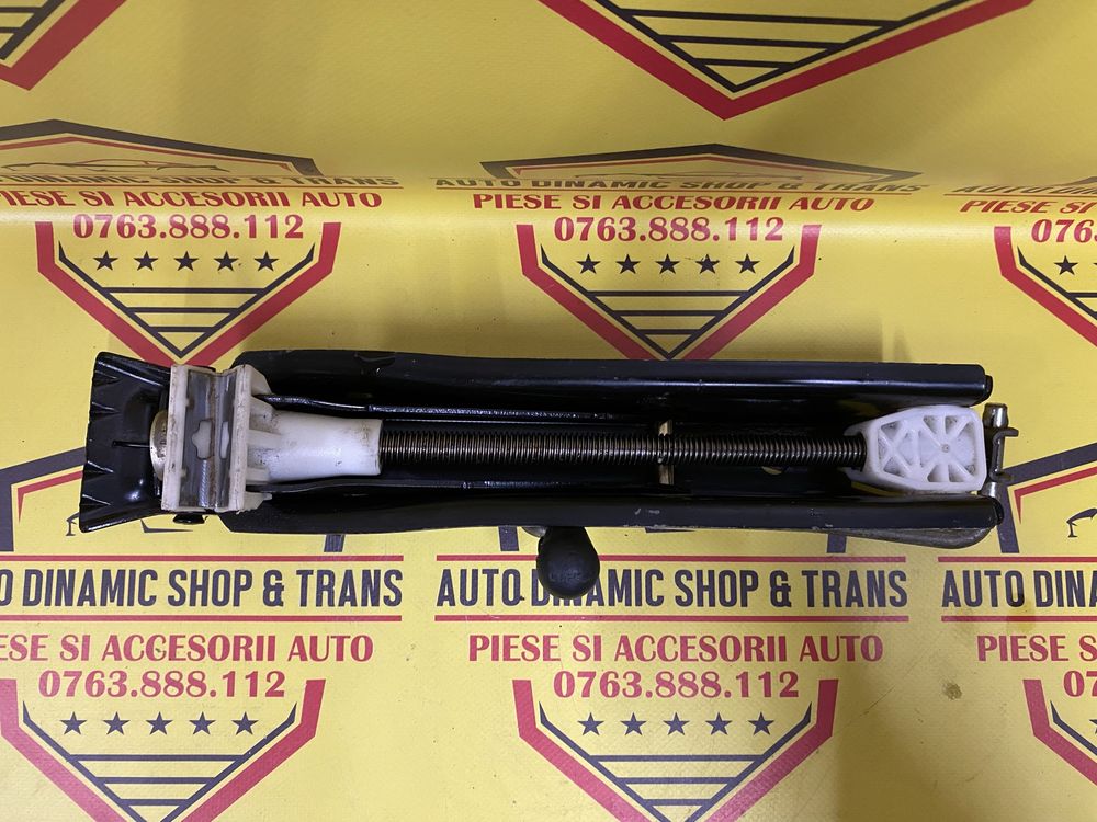 Cric auto punct sprijin original OEM Peugeot 307 Cod 9637677780