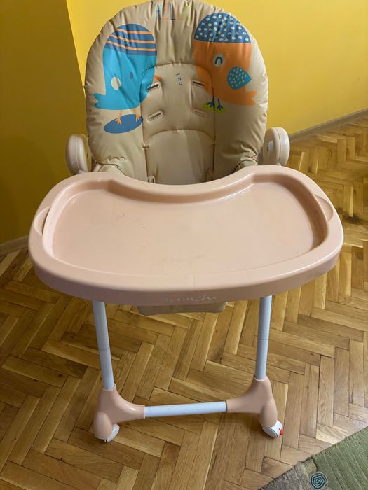 Детски стол за храна е