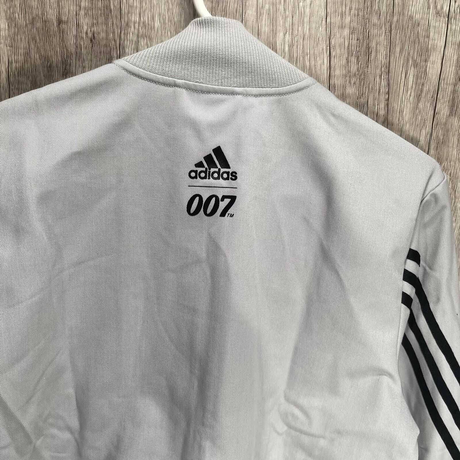 Оригинално мъжко яке * ADIDAS X JAMES BOND 007 * Размер L