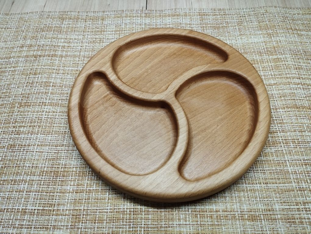 Минажница деревянная круглой формы