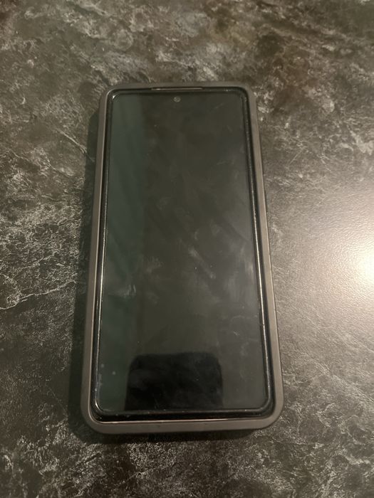 Продам телефон Samsung S20
