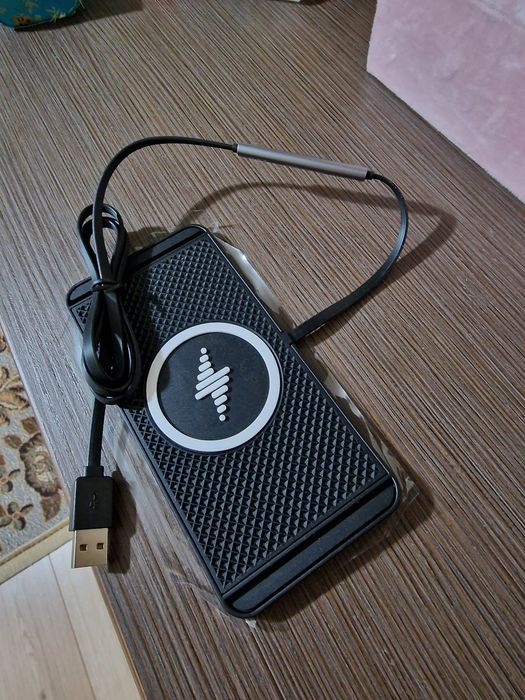 Incarcator wireless auto