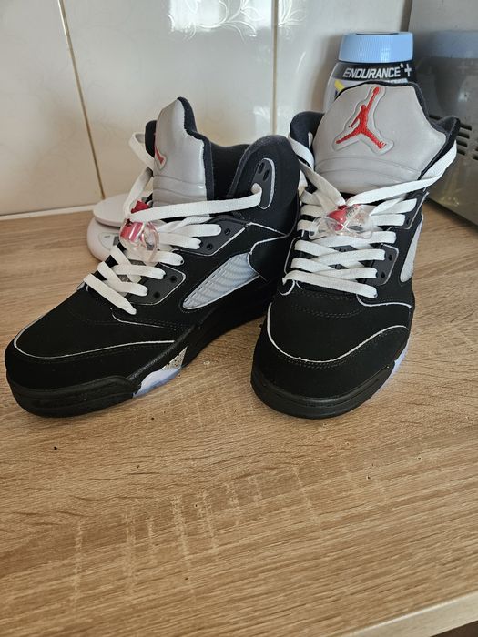Jordan 5 black metallic,  40-500