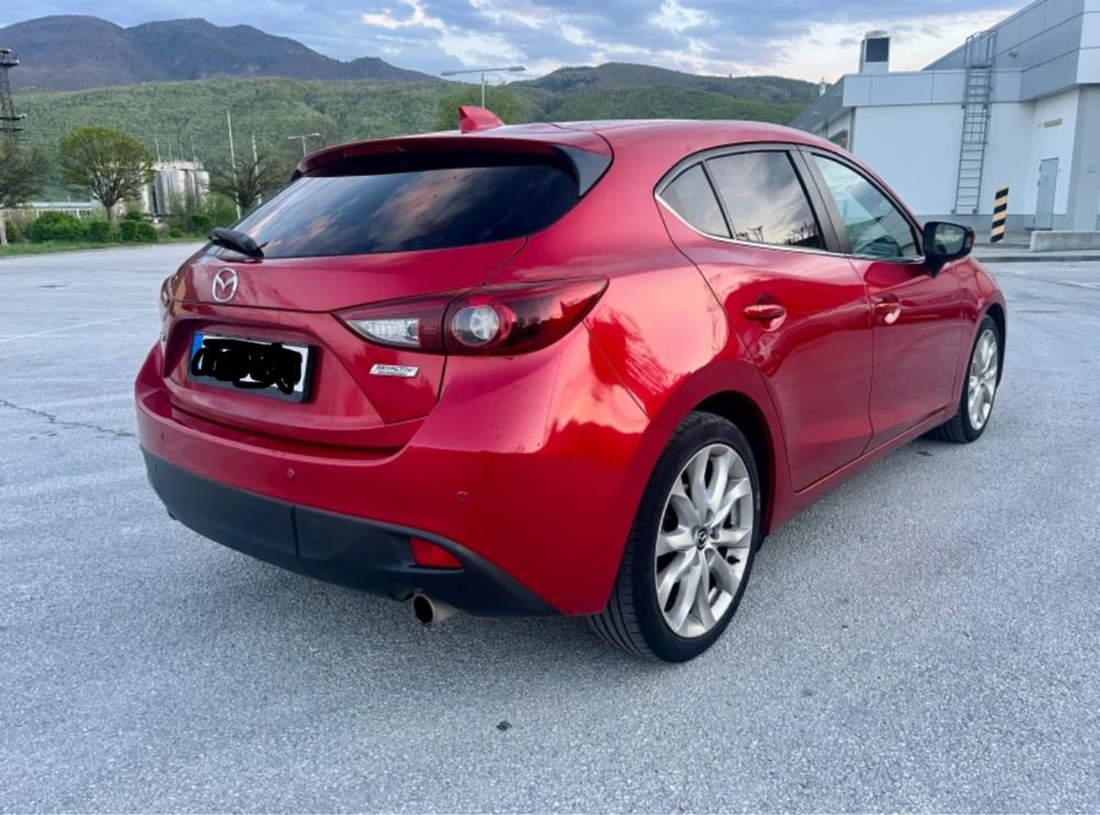 Уникална Mazda 3 / 2014
