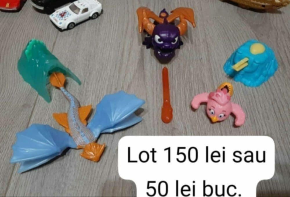 Loturi jucarii : pinguini , minioni , dragoni ,