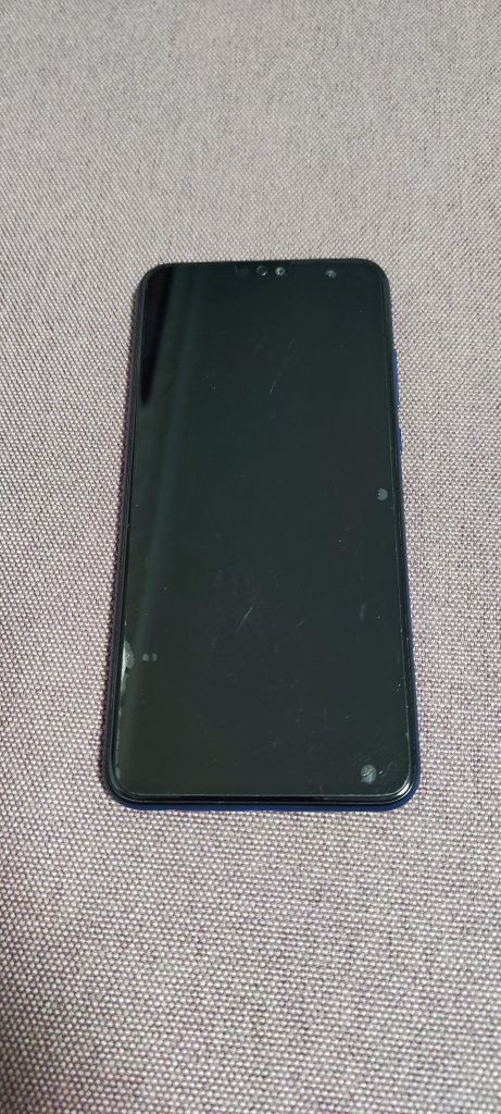 Honor 8X в отличном состоянии и с полным комплектом