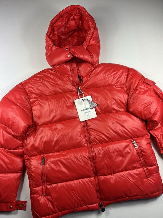 Moncler Червено Яке - Unisex Мъжко Дамско