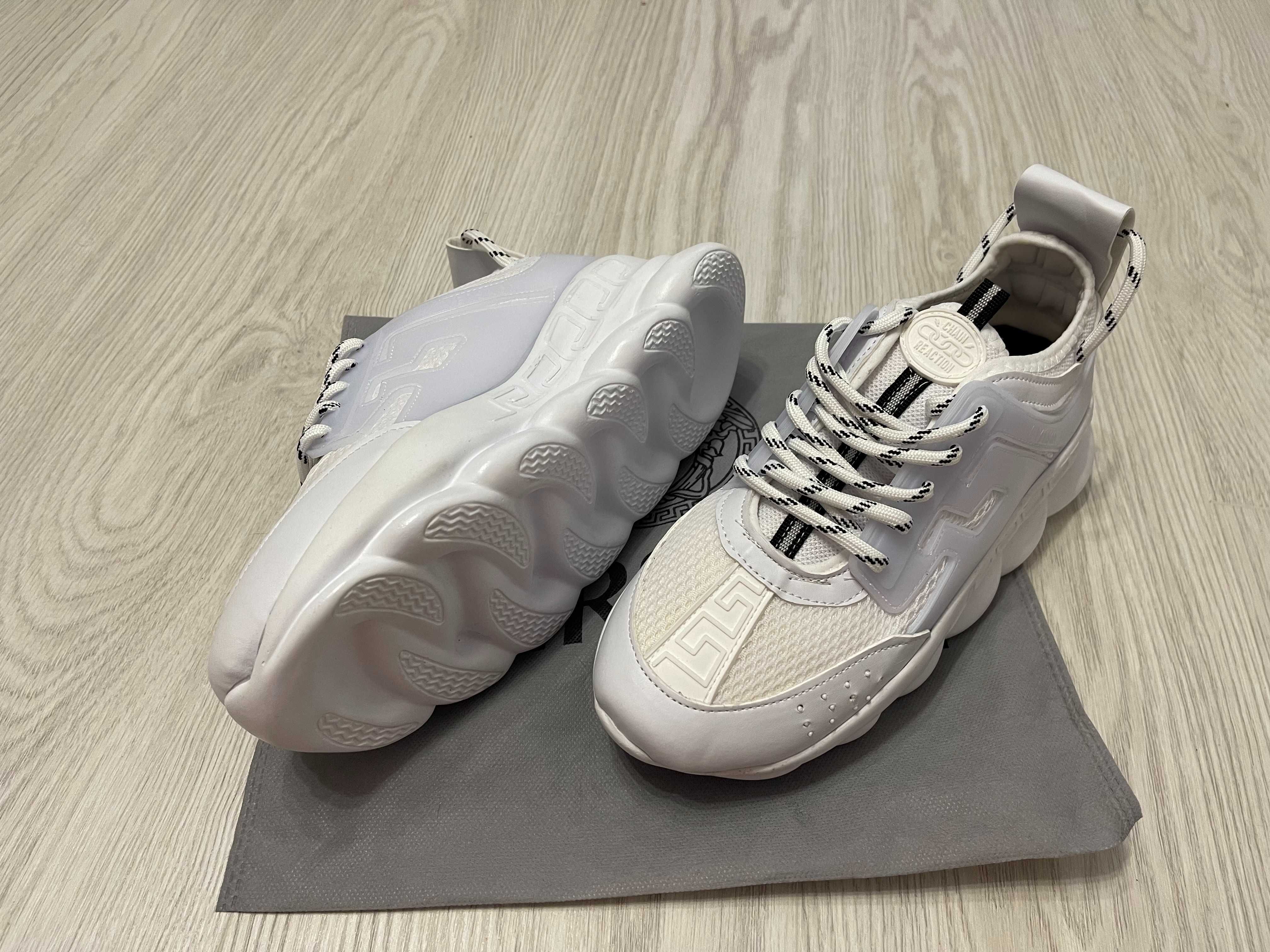 Adidasi VERSACE Chain Reaction l Produs NOU Tenesi Baieti / Fete