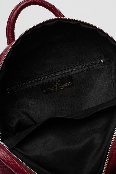 Antonia Moretti

Кожена раница с двупосочен цип