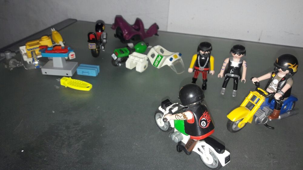 Playmobil "Motocicliști + bonus piese moto"