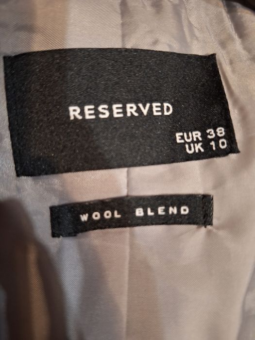 Vand palton Reserved