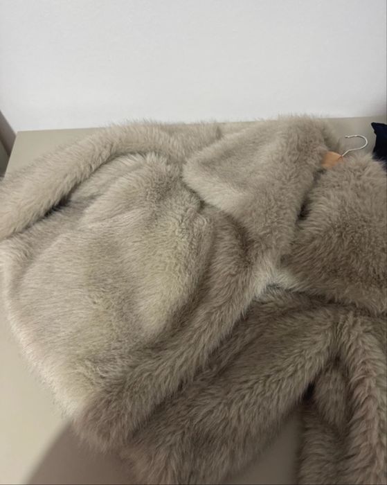 Blana Zara      Artificiala