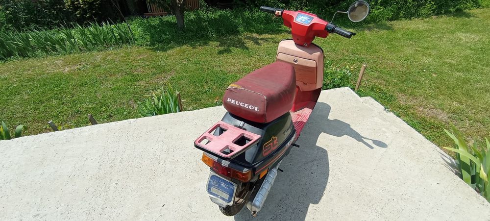 Vînd scuter Peugeot ST 49 cc IAȘI Valea Adîncă