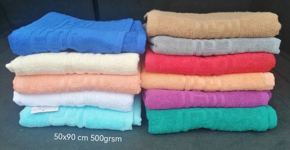 Oferta 8 prosoape 50x90 cm bumbac 550grsm