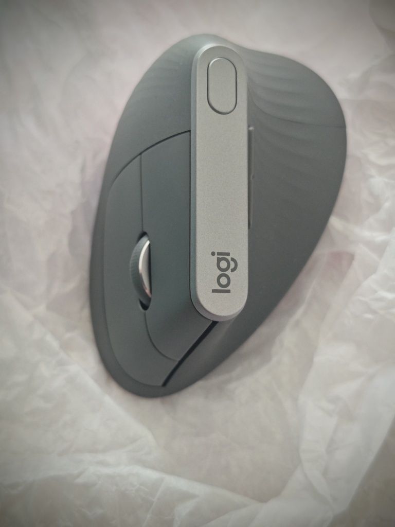 Продам мышку Logitech MX VERTICAL