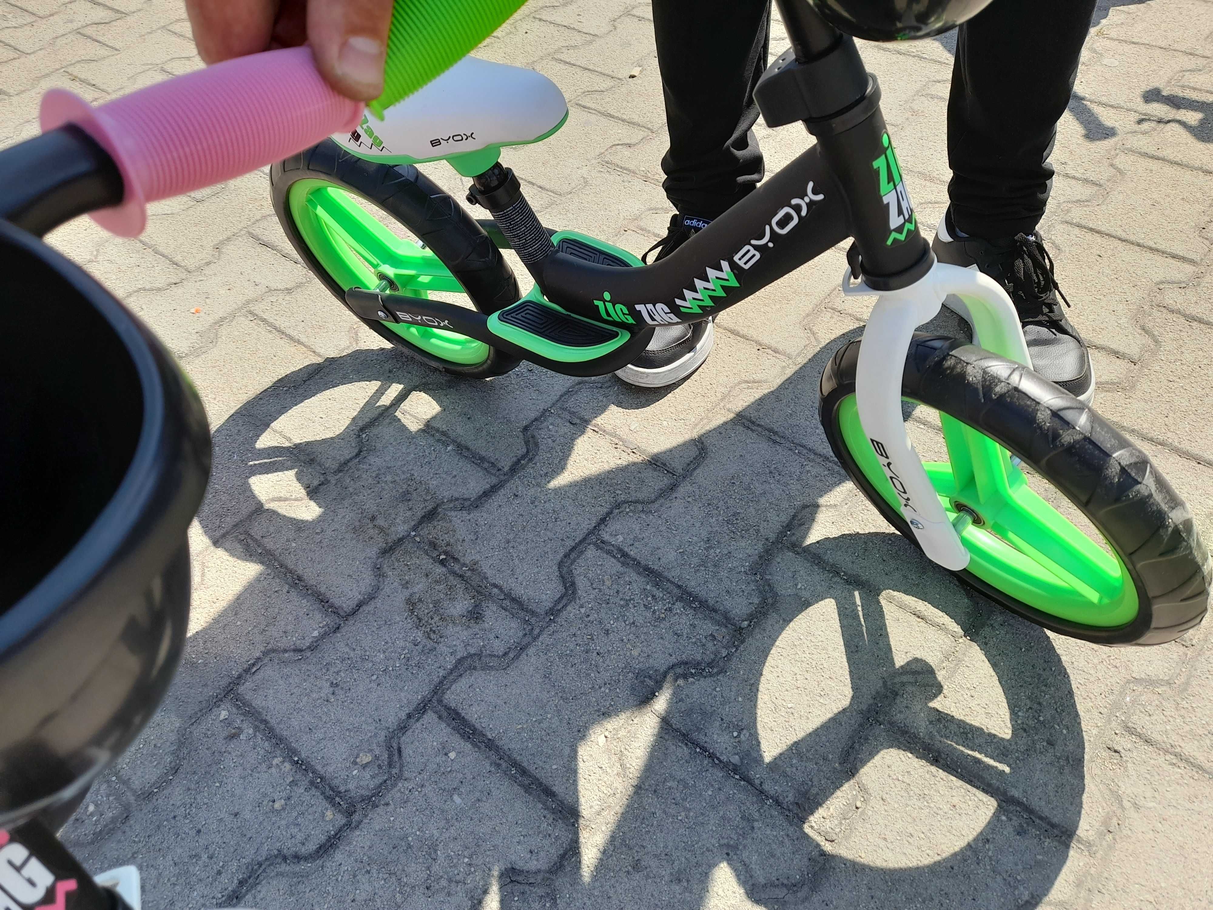 BYOX зелен балансиращ велосипед Zig Zag