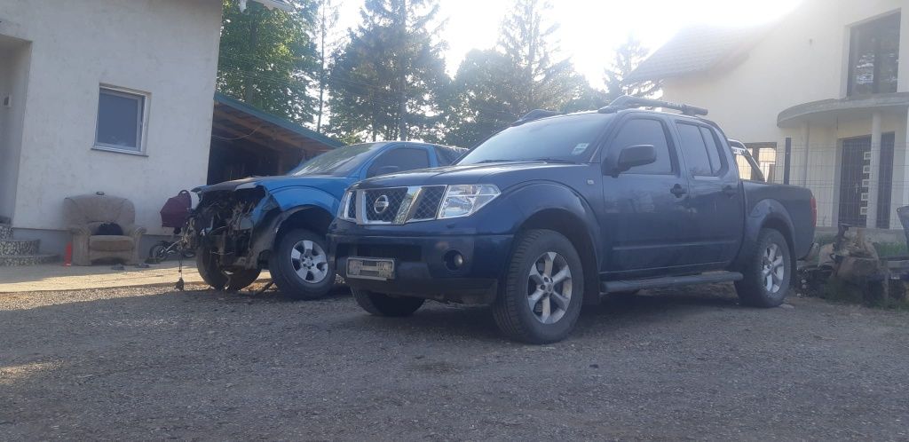 Dezmembrez Nissan Navara d40 2.5dci