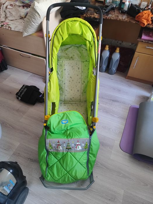 Продам санки в хорошем состоянии