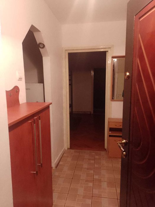 Apartament de închiriat