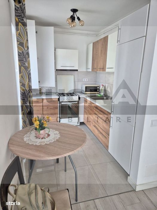 Apartament de 2 camere, decomandat, parcare, zona Calea Baciului