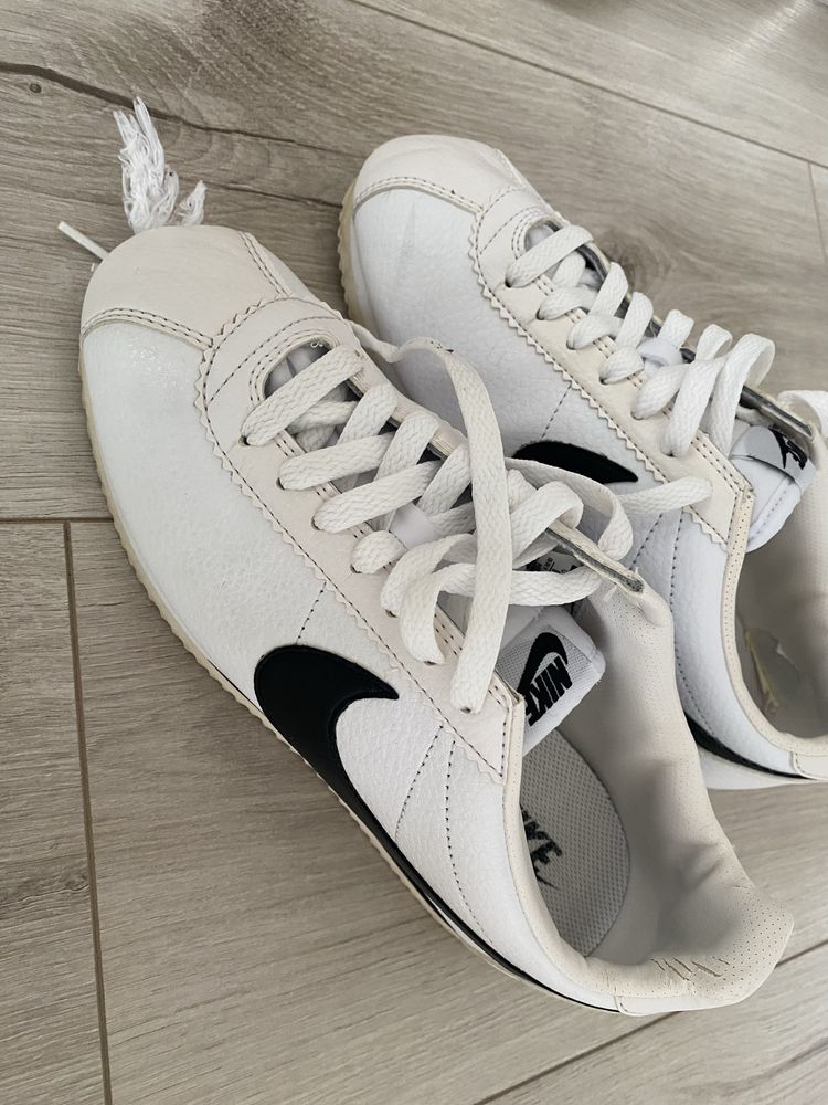 Дамски маратонки Nike и Adidas